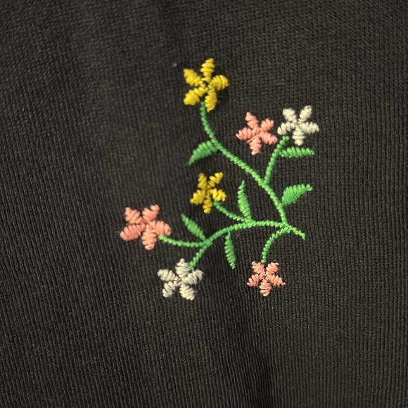 Crown and Ivy navy scooped neck sweater with stitched flowers NWT - Picture 3 of 4